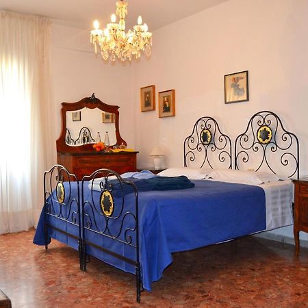 A B C Bologna In B&B Habitación foto